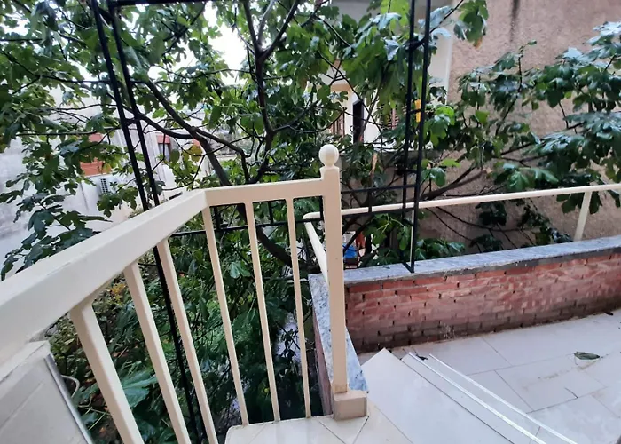 Lovely Appartament,1-d * Tirana